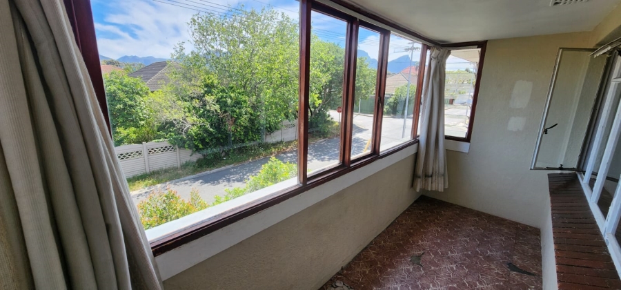 3 Bedroom Property for Sale in Diep River Western Cape